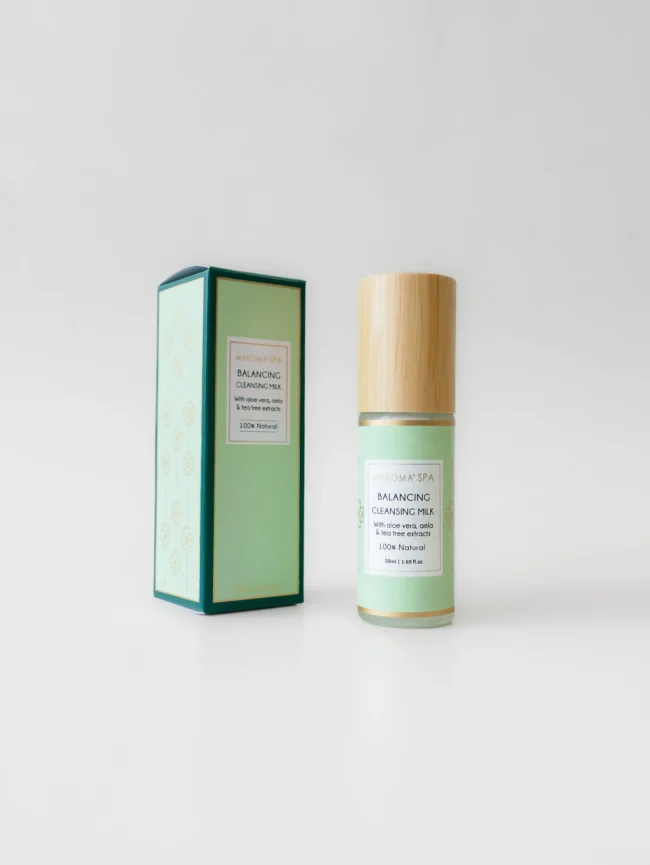 CLEANSING MILK - With Aloe Vera, Amla & Tea Tree  Extracts